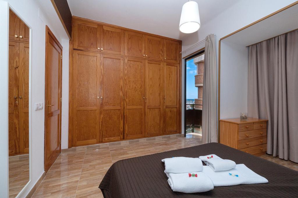 Apartamentos Vacacionales Las Palmas Urban Center מראה חיצוני תמונה